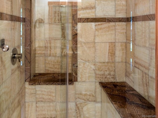 Property Photo 4 Extra Large Steam Shower