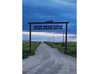 5706 S Juliet Ct Strasburg, CO 80136