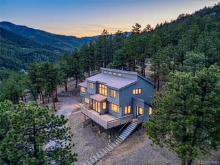 99 Arroyo Chico Boulder, CO 80302