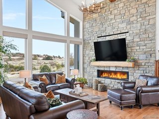 10929 Elk Horn Run Littleton, CO 80125