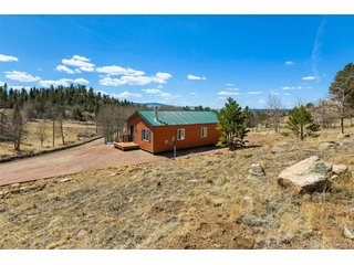 61 Garnet Ln Lake George, CO 80827