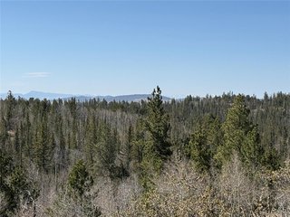 234 Warclub Ct Jefferson, CO 80456
