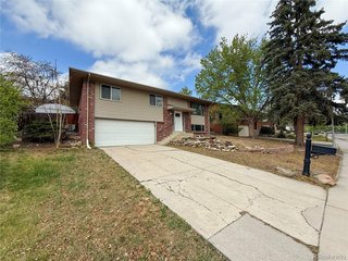 1437 S Yank St Lakewood, CO 80228