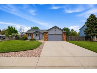859 N 7th St Johnstown, CO 80534