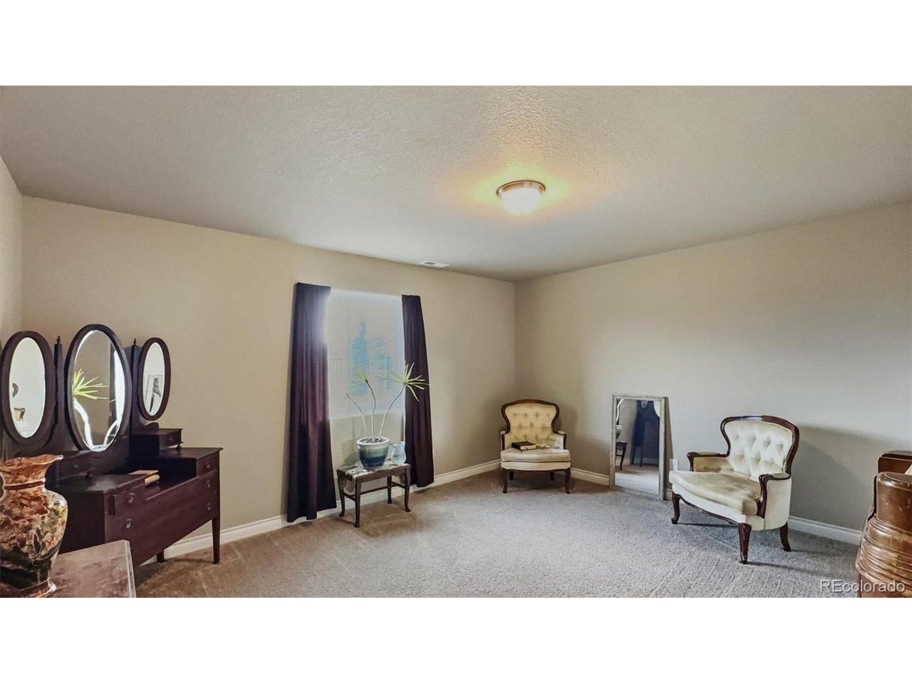 Basement Bedroom #4