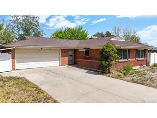359 Quentin St Aurora, CO 80011