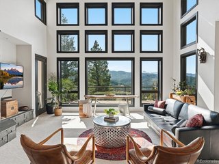 7260 S Frog Hollow Ln Evergreen, CO 80439