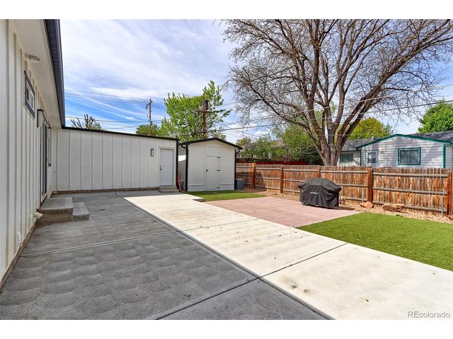 Property Photo 26 The fully fenced-in backyard is very private and spacious.