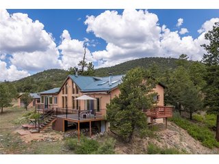 1111 Red Feather Rd Cotopaxi, CO 81223