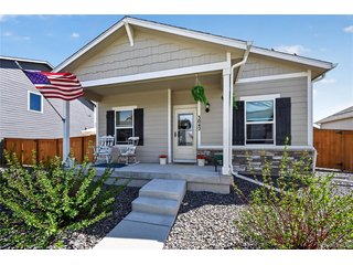 3042 Nectar St Strasburg, CO 80136