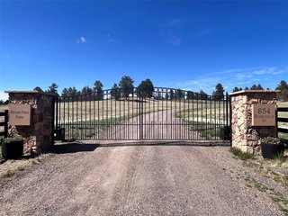854 N Russellville Rd Franktown, CO 80116