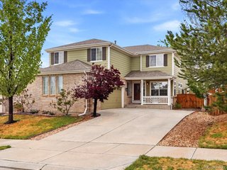 1351 Hickory Dr Erie, CO 80516