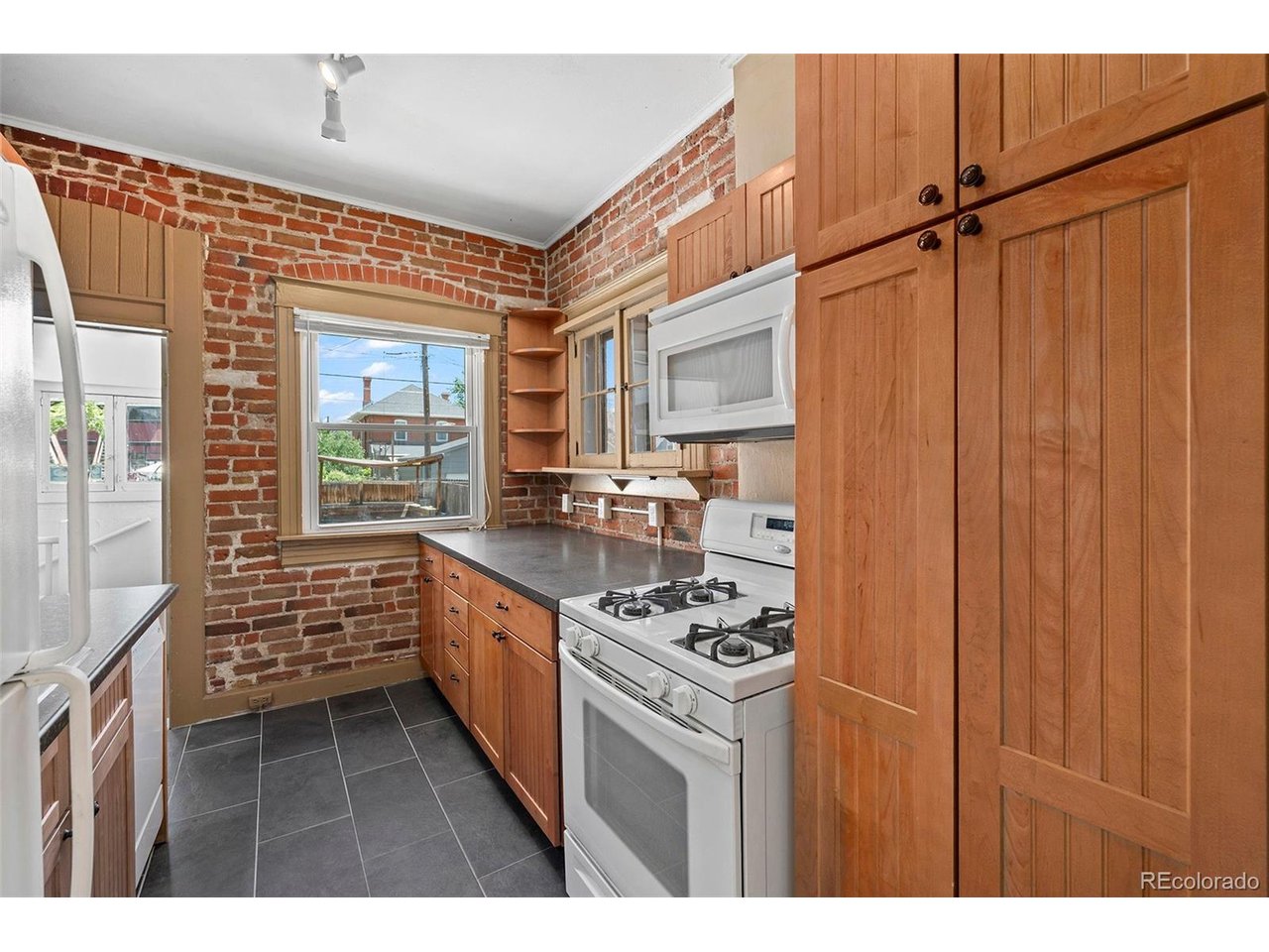 Property Photo 13 Spacious Kitchen