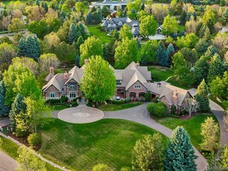 26 Cherry Hills Park Dr Cherry Hills Village, CO 80113