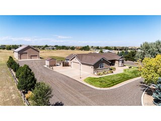 859 Shoshone St Strasburg, CO 80136