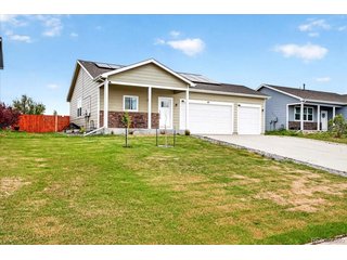 48 S 4th Ave Deer Trail, CO 80105