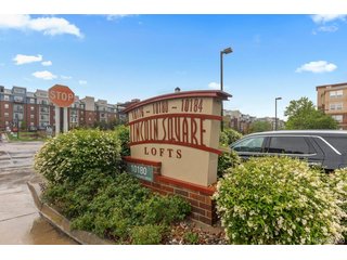 10176 Park Meadows Dr 2117 Lone Tree, CO 80124