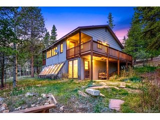 414 Upper Travis Gulch Rd Black Hawk, CO 80422