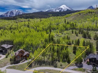 2635 Hunters Knob Rd Silverthorne, CO 80498