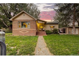 203 Railroad Ave Weldona, CO 80653