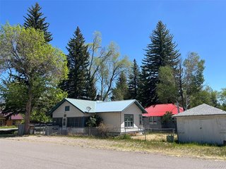 400 7th St Saguache, CO 81149