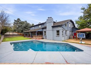 9056 E Colorado Cir Denver, CO 80231