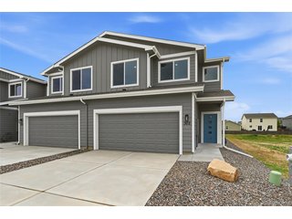 302 Bennett Ave Bennett, CO 80102