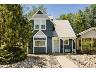 415 E Bijou St Colorado Springs, CO 80903
