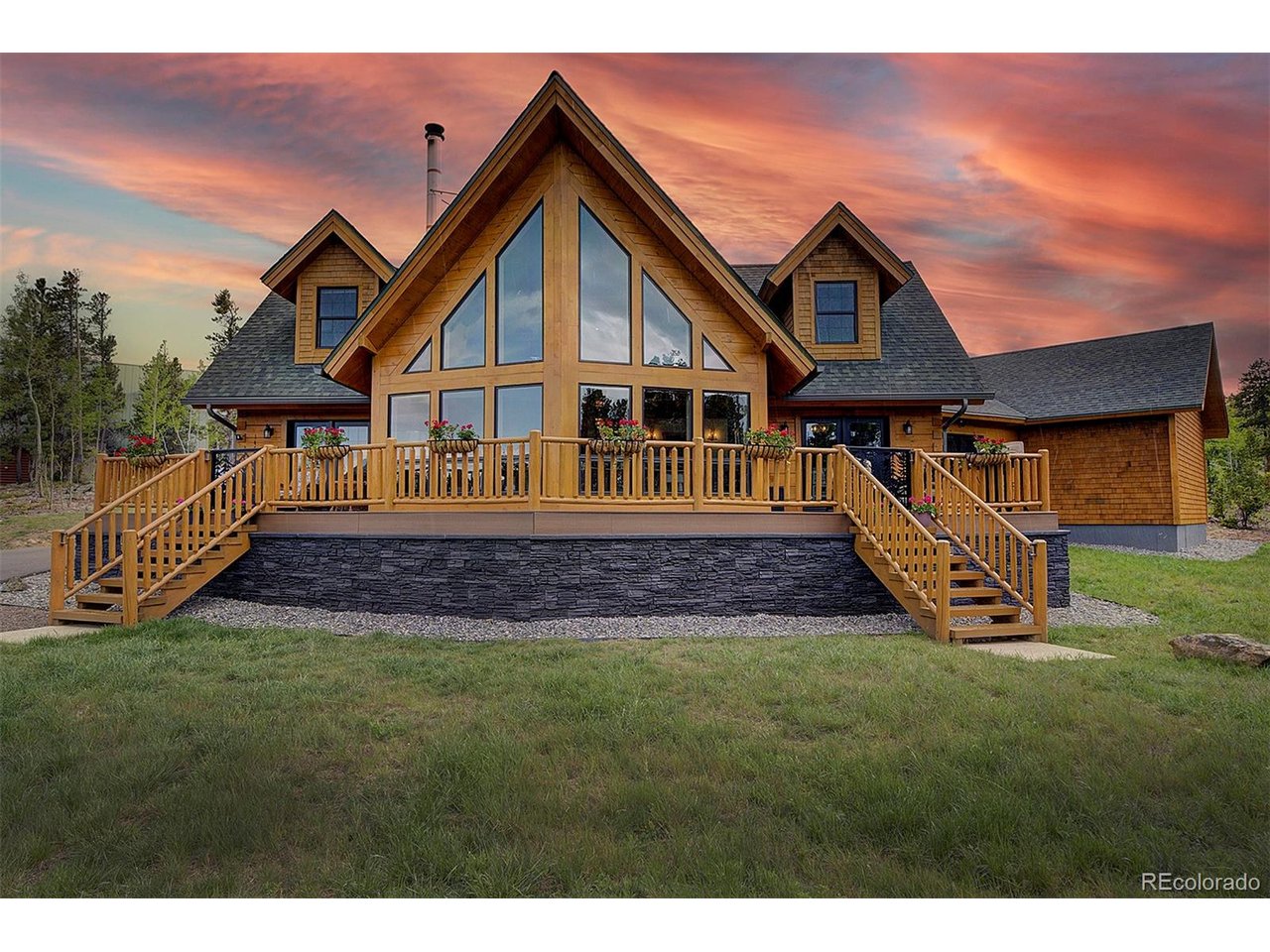 Enjoy 1.34 private flat usable acreage, mountain views