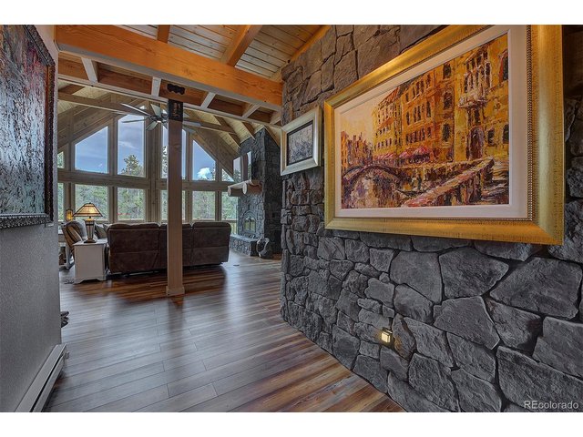 Property Photo 5 Enjoy panoramic views out of your living room