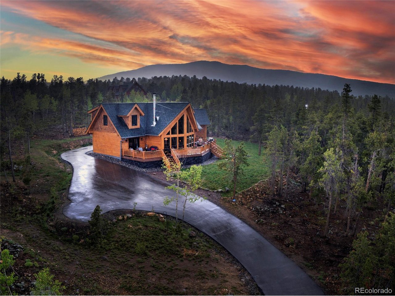 Expansive lot, large driveway