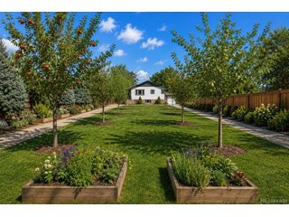 9525 W 11th Ave Lakewood, CO 80215