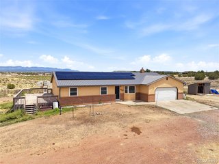 1747 16th St Penrose, CO 81240