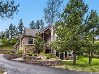 620 Cumberland Rd Larkspur, CO 80118