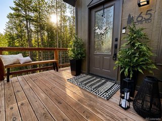 65 Apache Rd Evergreen, CO 80439