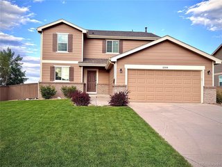 1208 Crenshaw St Castle Rock, CO 80104