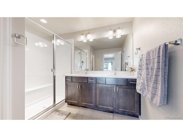 Property Photo 18 Primary bath is ensuite