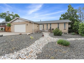 9537 Grandview Ave Arvada, CO 80002