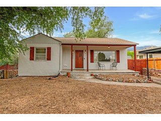 2617 Robinson St Colorado Springs, CO 80904