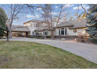 42 Sunset Dr Englewood, CO 80113