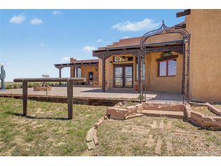 4601 S County Road 161 Strasburg, CO 80136