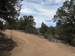 672 Coyote Run Trl Canon City, CO 81223