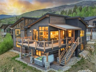 27 Fly Caster Ln Silverthorne, CO 80498