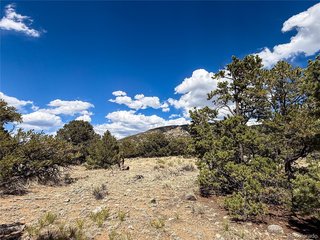 107 Crosstimber Ln Mosca, CO 81146