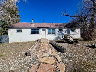 404 S 5th St Kremmling, CO 80459