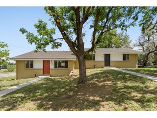 900 S Yarrow St Lakewood, CO 80226
