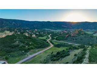 5814 Country Club Dr Larkspur, CO 80118