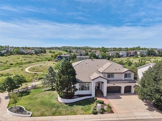 10074 Charissglen Ln Highlands Ranch, CO 80126