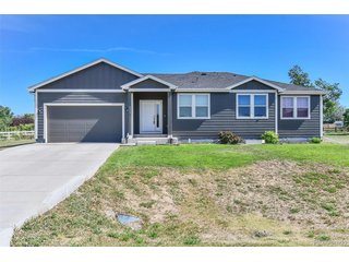 525 Foxtail Dr Hudson, CO 80642