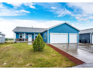 565 S 3rd Ave Deer Trail, CO 80105